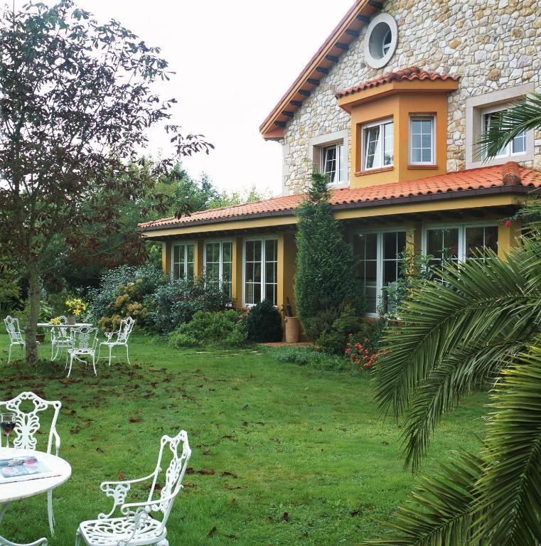 El Habana Llanes Hotel La Pereda de Llanes Exterior photo